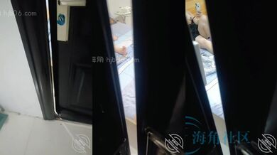 海角真实原创30撞破了老妈的秘密 她到底还有哪些事在瞒着我